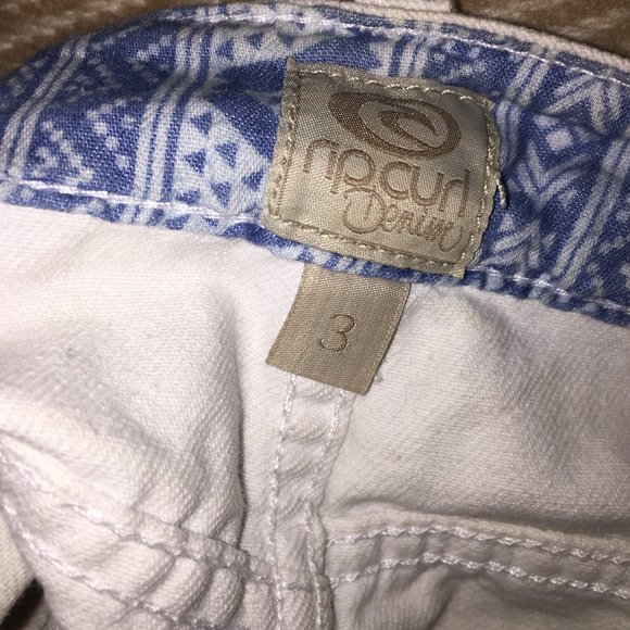 White denim mini skirt - Picture 4 of 4